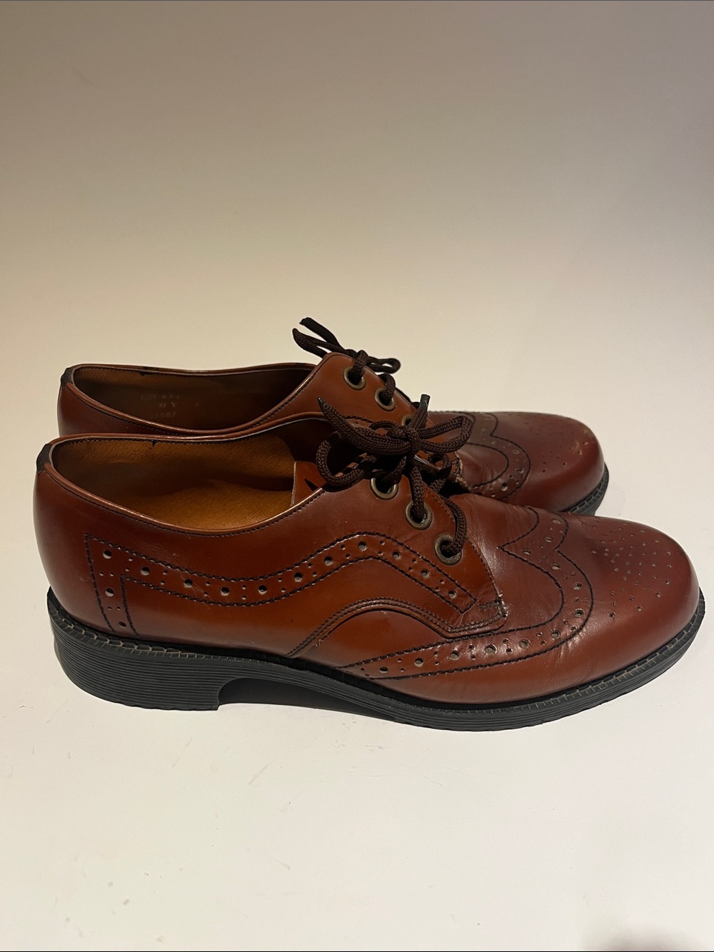 DB Brown Wingtip Brogue Lace- Up Dress Shoes Made in England - Picture 2 of 11